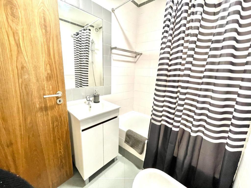 Lisboa, Central Lisbon, Charming Patio House, , Wifi, Air Conditioning, Near Metro, By Ig Exterior foto